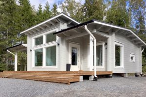 KontioSinitaivas61Ahuvila_ulkorajattu